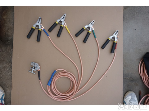 ���˱�����